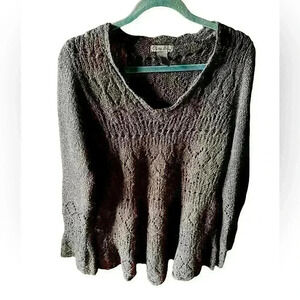 Olivia Sky‎ large grey, open weave boho tunic length sweater. Bell sleeve.